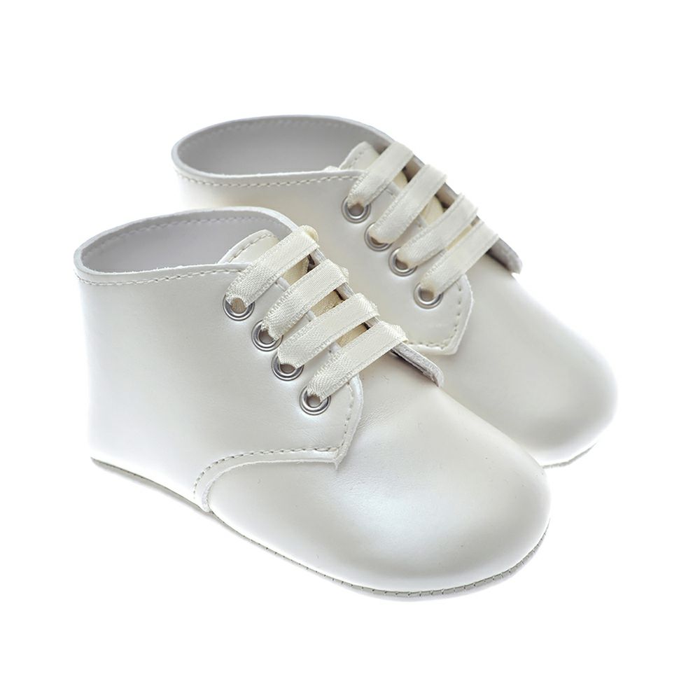 Обувки со врвки