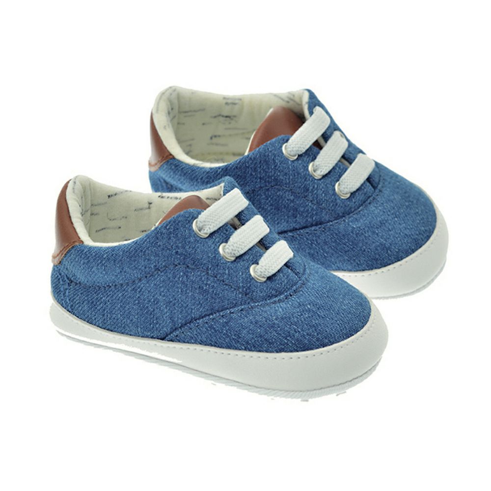 Обувки џинс со врвки