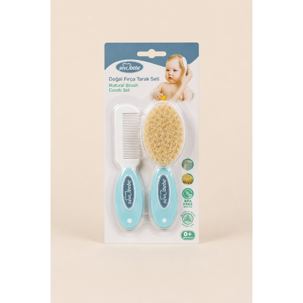 Сет четка и чешел со природно влакно 